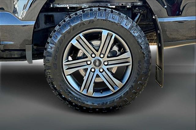 Photo of 2022 Agate Black Metallic Ford F-150