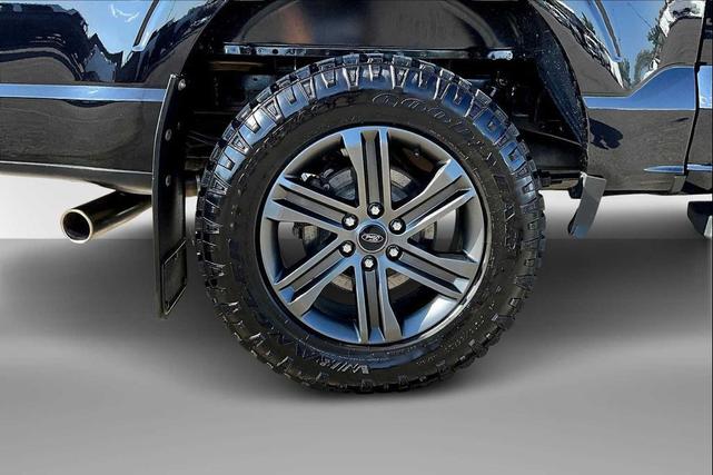 Photo of 2022 Agate Black Metallic Ford F-150