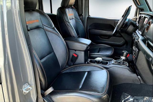Photo of 2021 Gray Jeep Gladiator