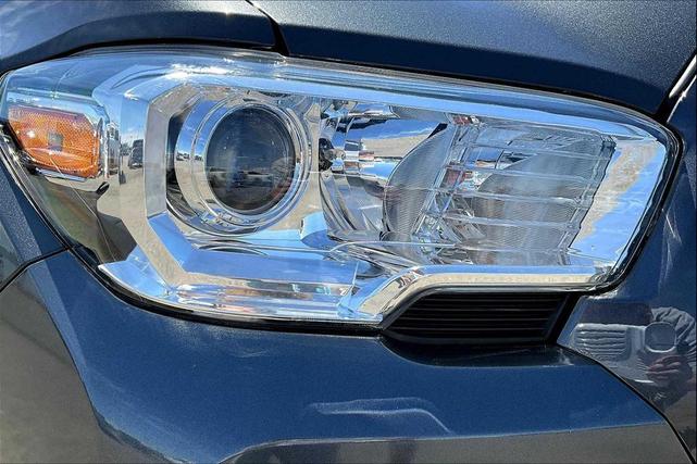 Photo of 2019 Magnetic Gray Metallic Toyota Tacoma