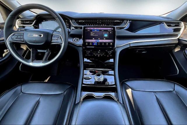 Photo of 2023 Diamond Black Jeep Grand Cherokee 4xe