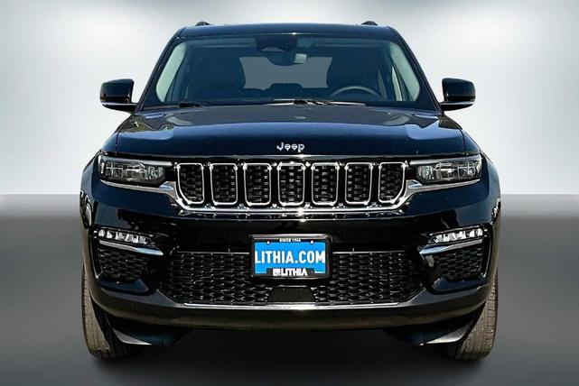 Photo of 2023 Diamond Black Jeep Grand Cherokee 4xe