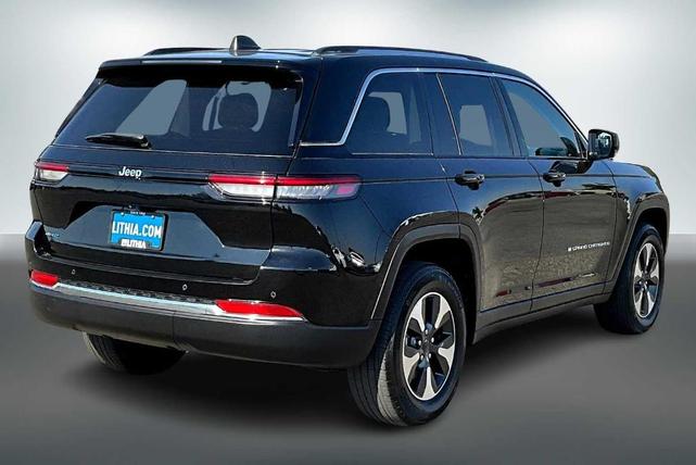 Photo of 2023 Diamond Black Jeep Grand Cherokee 4xe