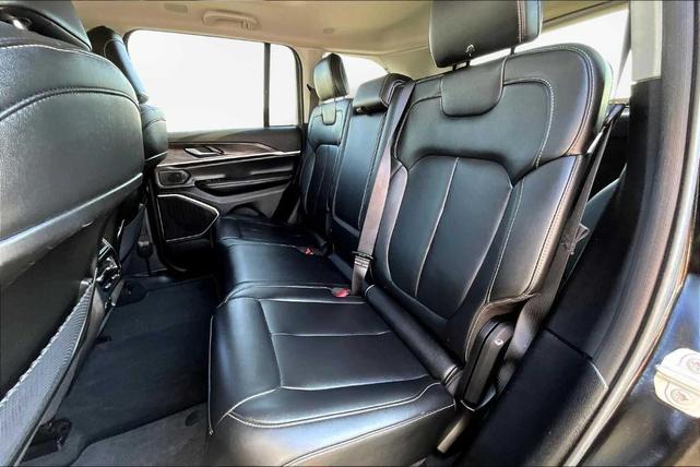 Photo of 2023 Diamond Black Jeep Grand Cherokee 4xe