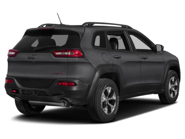Photo of 2015 Anvil Clearcoat Jeep Cherokee