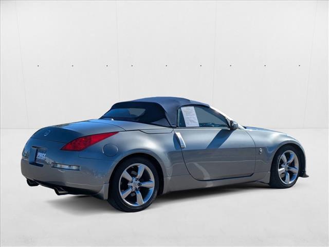 Photo of 2006 Silverstone Metallic Nissan 350Z