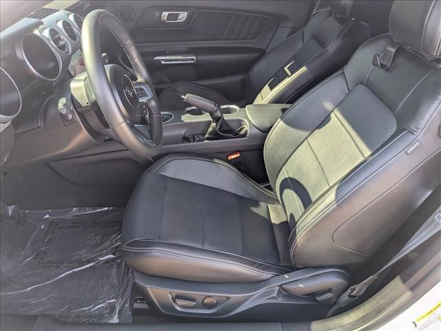 Photo of 2023 Oxford White Ford Mustang