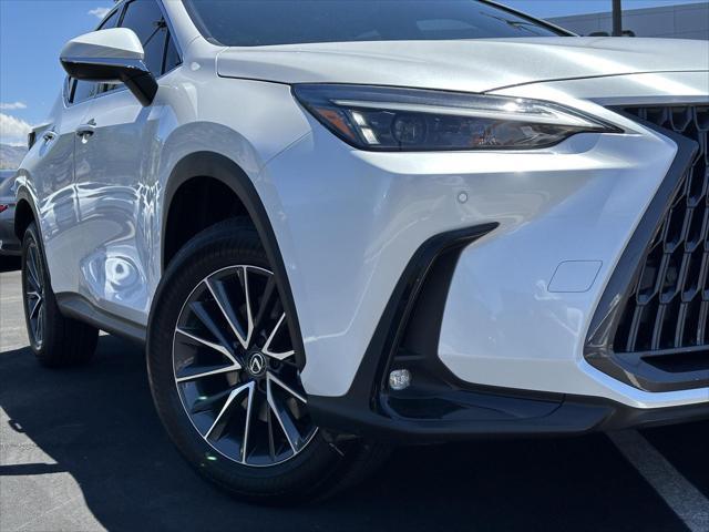 Photo of 2025 Eminent White Pearl Lexus NX 250