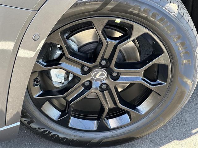 Photo of 2025 Cloudburst Gray Lexus TX 350