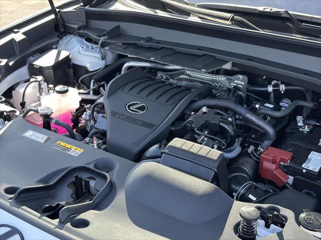 Photo of 2025 Wind Chill Pearl Lexus TX 350