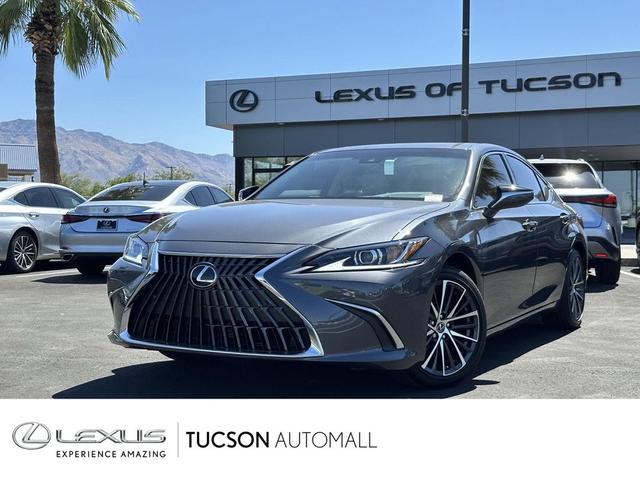 Photo of 2025 Cloudburst Gray Lexus ES 300h