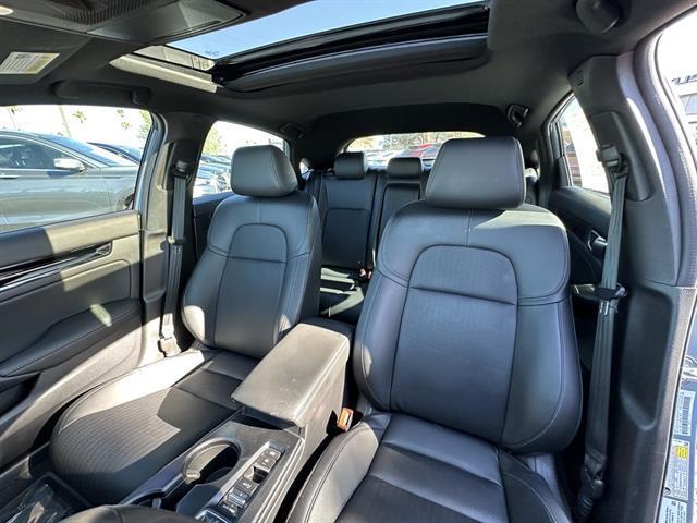 Photo of 2022 GRAY Honda Civic