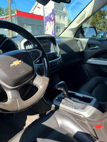 Photo of 2015 Black Chevrolet Colorado