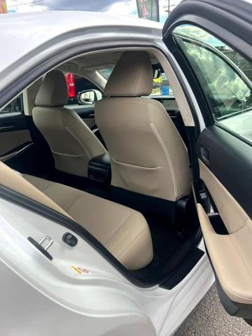 Photo of 2017 White Lexus IS 300