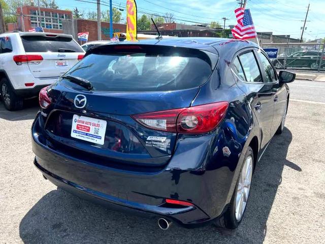 Photo of 2017 Blue Mazda Mazda3