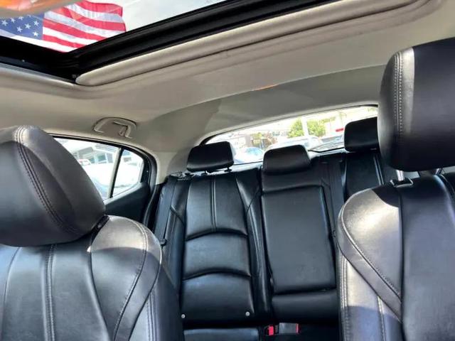 Photo of 2017 Blue Mazda Mazda3