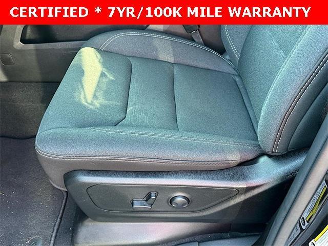Photo of 2025 Diamond Black RAM 1500