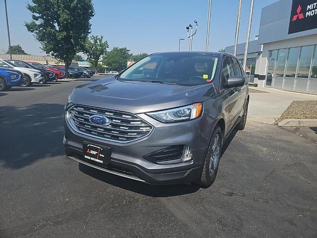 Photo of 2021 Gray Ford Edge
