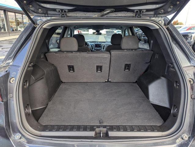 Photo of 2022 Iron Gray Metallic Chevrolet Equinox