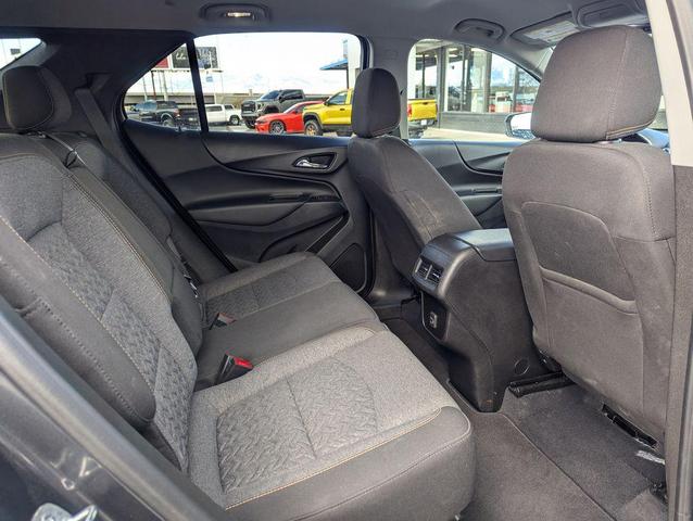 Photo of 2022 Iron Gray Metallic Chevrolet Equinox