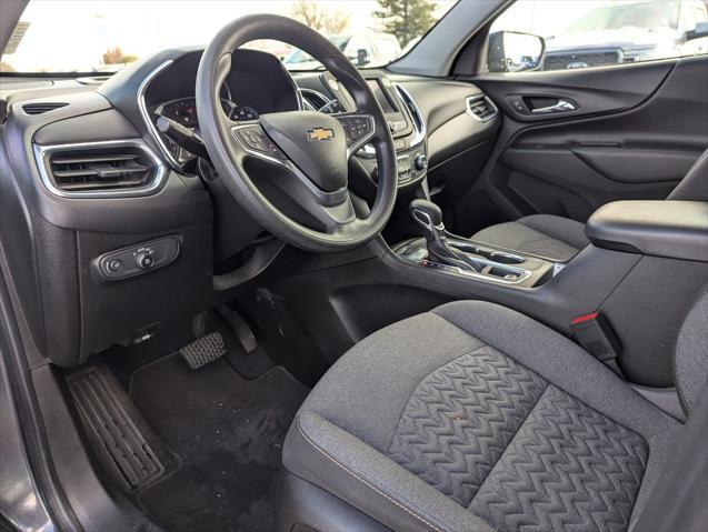 Photo of 2022 Iron Gray Metallic Chevrolet Equinox