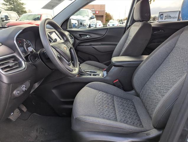 Photo of 2022 Iron Gray Metallic Chevrolet Equinox