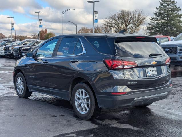 Photo of 2022 Iron Gray Metallic Chevrolet Equinox