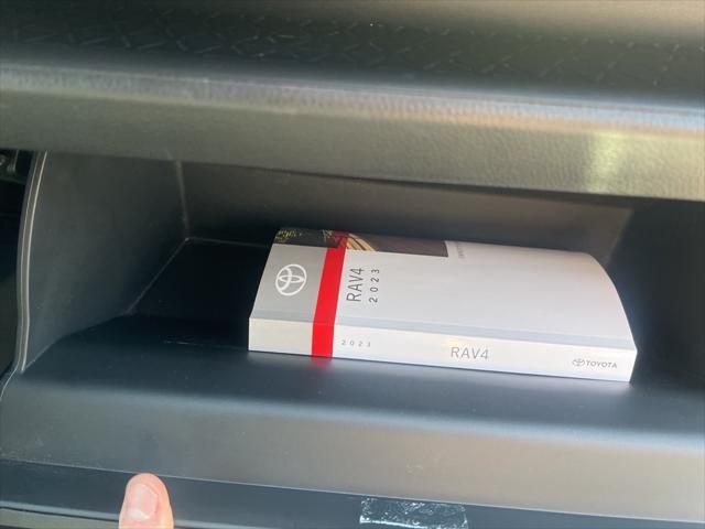 Photo of 2023 Ice Cap Toyota RAV4