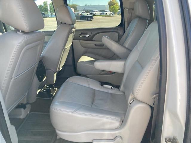 Photo of 2013 Summit White Chevrolet Suburban