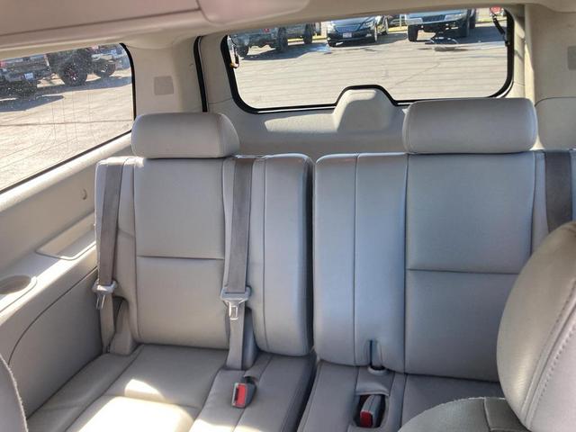 Photo of 2013 Summit White Chevrolet Suburban