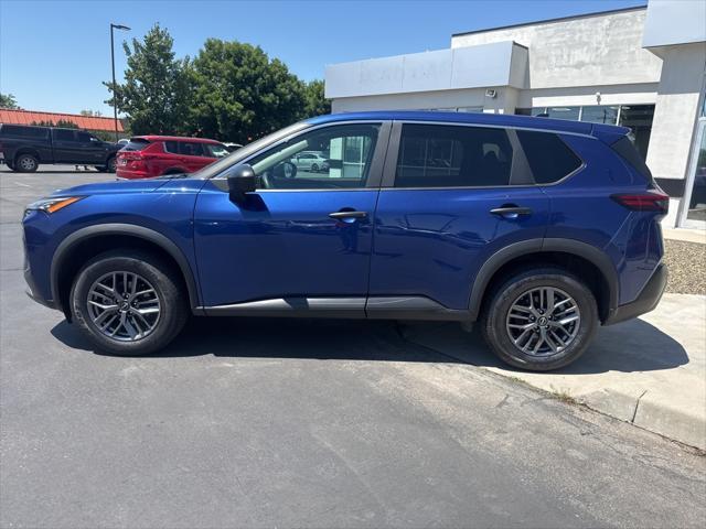 Photo of 2023 Caspian Blue Metallic Nissan Rogue