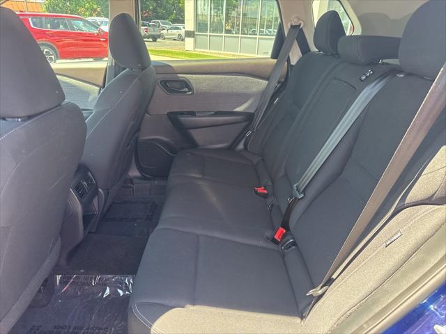 Photo of 2023 Caspian Blue Metallic Nissan Rogue
