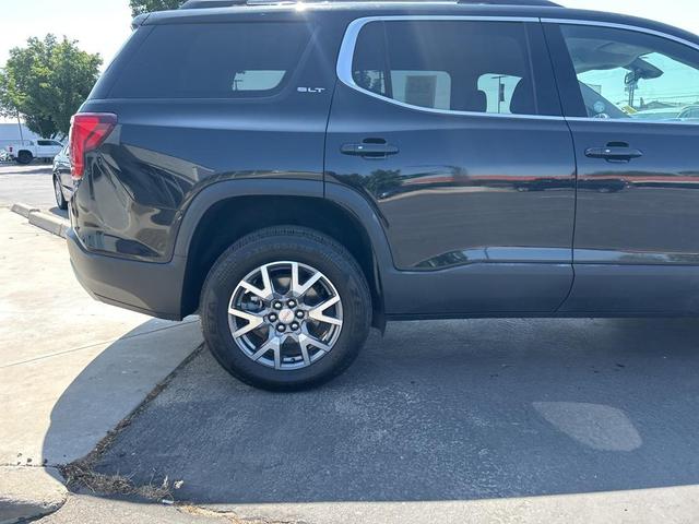 Photo of 2023 Ebony Twilight Metallic GMC Acadia