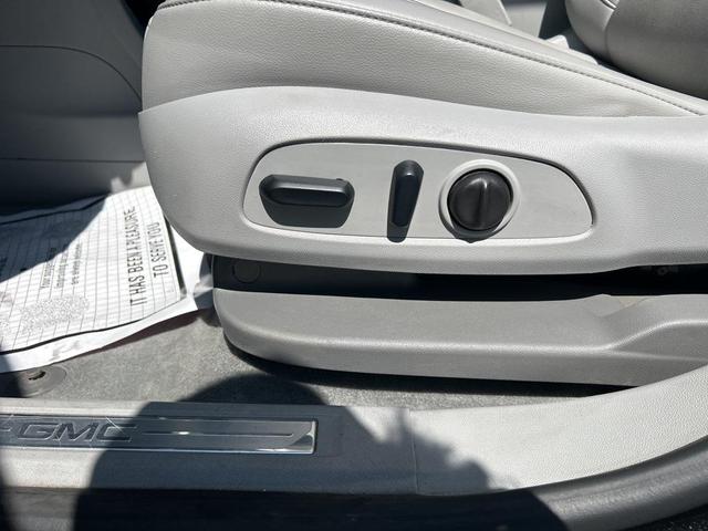 Photo of 2023 Ebony Twilight Metallic GMC Acadia