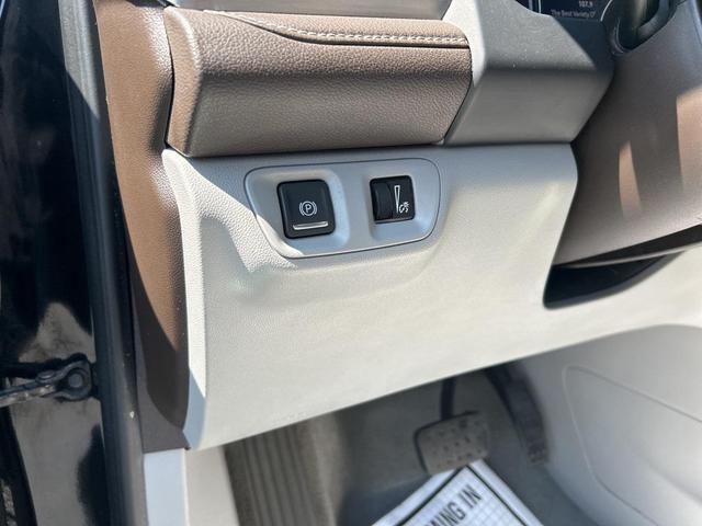 Photo of 2023 Ebony Twilight Metallic GMC Acadia