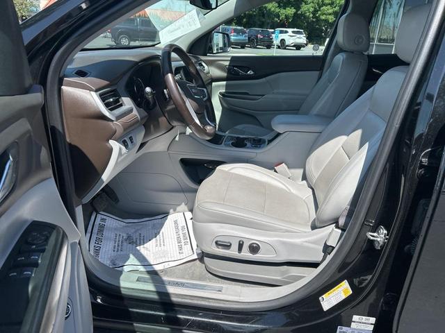 Photo of 2023 Ebony Twilight Metallic GMC Acadia