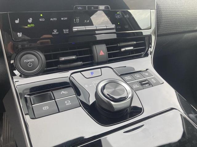 Photo of 2024 Smoked Carbon 2-Tone Subaru Solterra