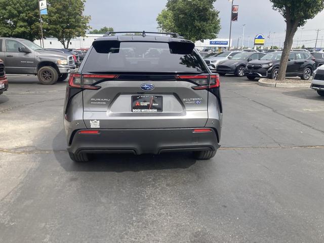 Photo of 2024 Smoked Carbon 2-Tone Subaru Solterra