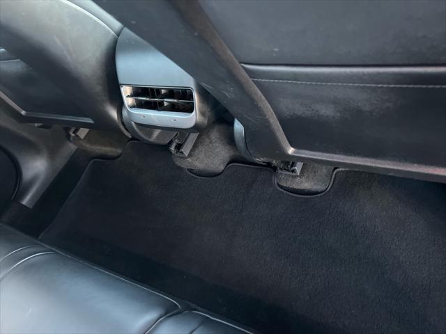 Photo of 2021 GRAY Tesla Model Y