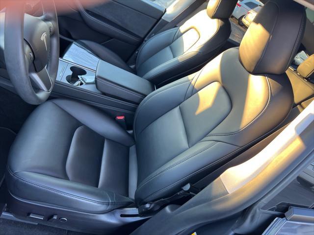 Photo of 2021 GRAY Tesla Model Y