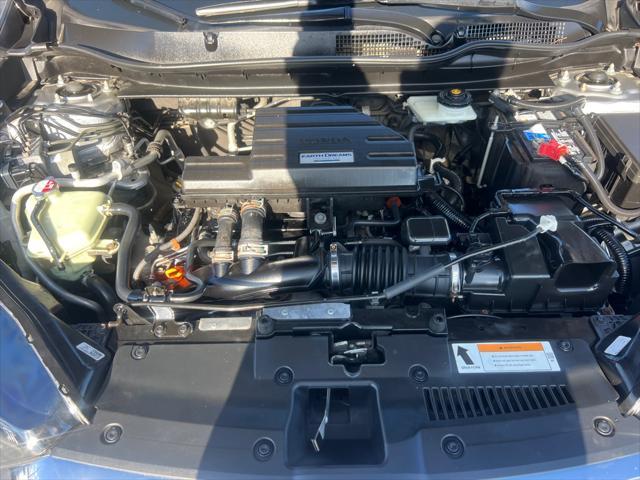 Photo of 2017 SILVER Honda CR-V