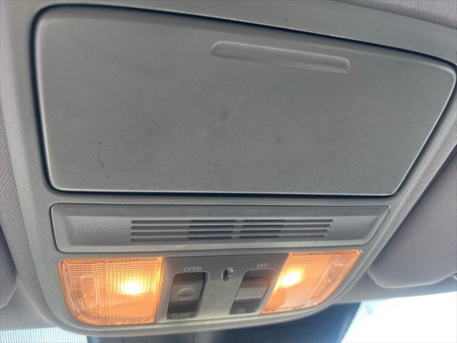 Photo of 2017 SILVER Honda CR-V
