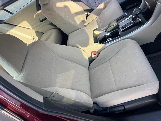 Photo of 2013 MAROON Honda Accord