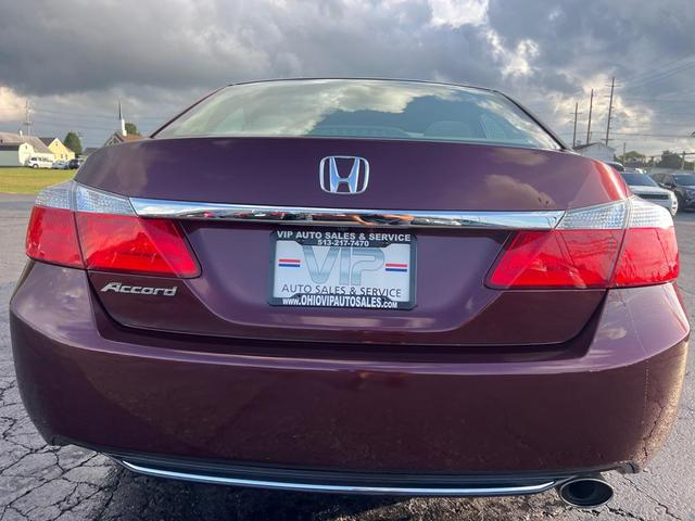 Photo of 2013 MAROON Honda Accord