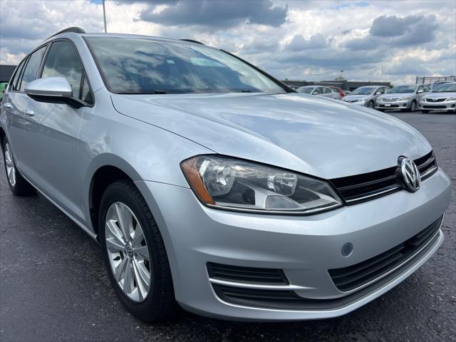 2017 Volkswagen Golf Sportwagen