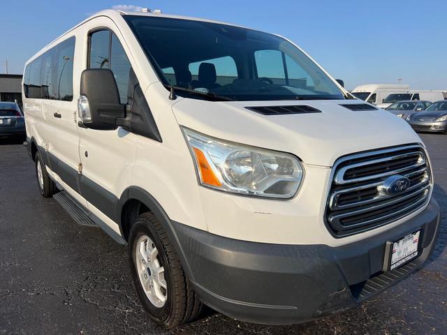Photo of 2016 WHITE Ford Transit-350