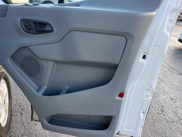 Photo of 2016 WHITE Ford Transit-350