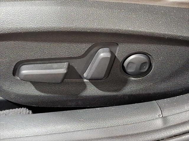 Photo of 2018 Phantom Black Hyundai SONATA