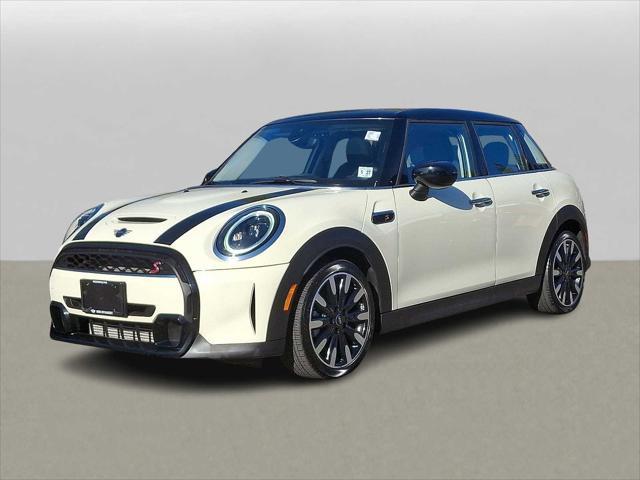 2023 MINI Hardtop