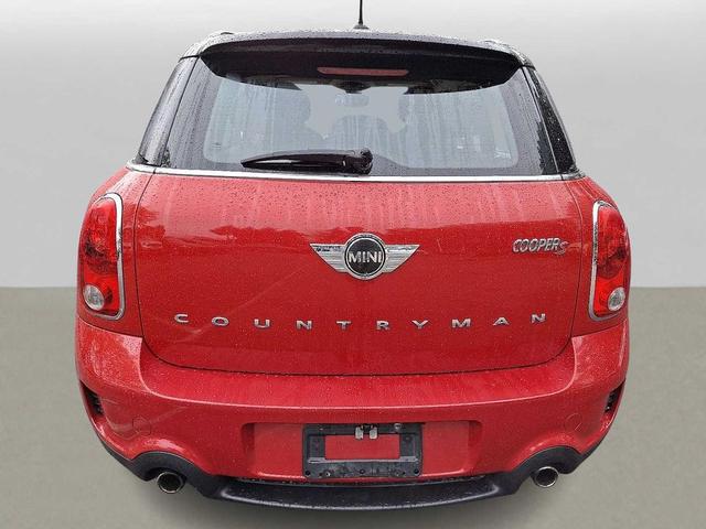 Photo of 2013 Blazing Red Metallic MINI Countryman